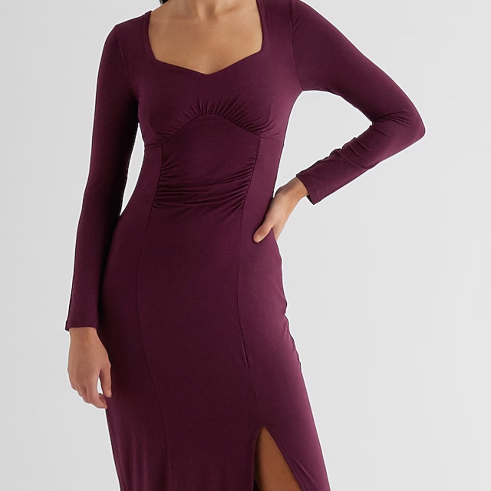 Express - Sweetheart Neckline Long Sleeve Ruched Side Slit Midi Dress